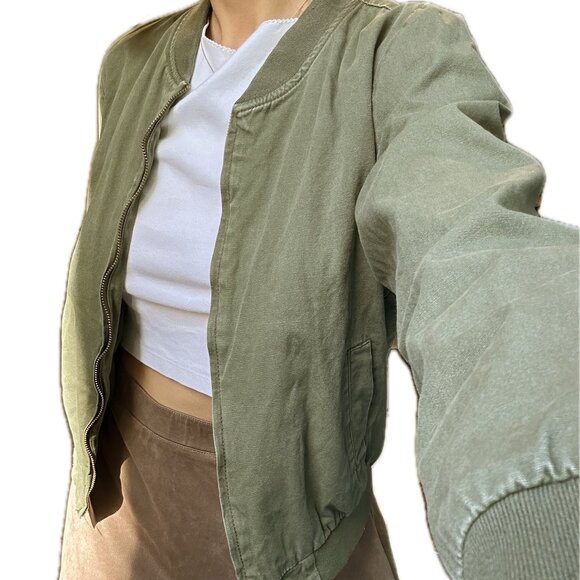 Gwenneth Green Bomber Jacket - Picture 1 of 3